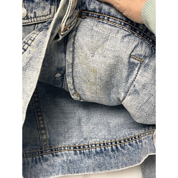 Free People Jacket Womens XS Extra Small Denim Distressed Trucker Thrashed Stain - Picture 9 of 13
